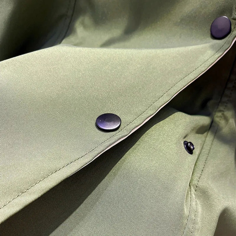 Alva – Elegant wind jacket with weather and wind protection