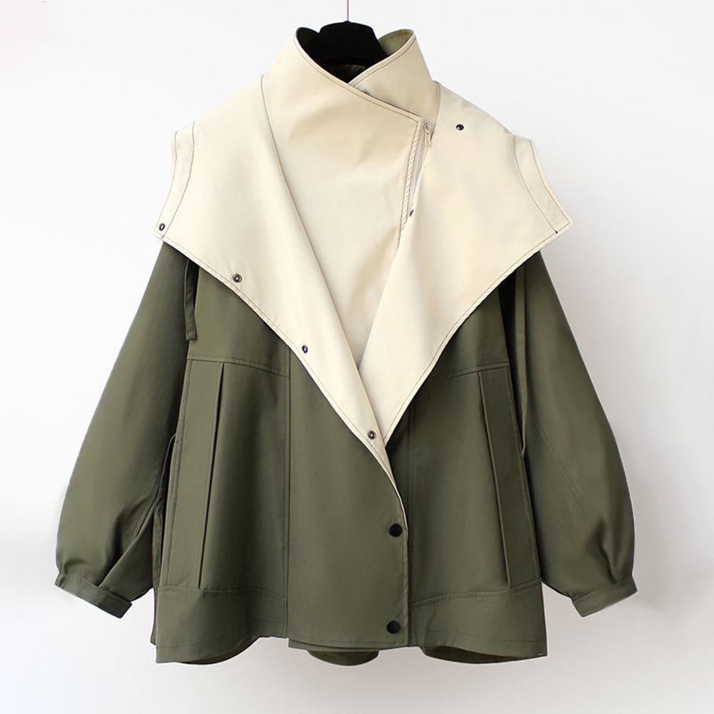 Alva – Elegant wind jacket with weather and wind protection
