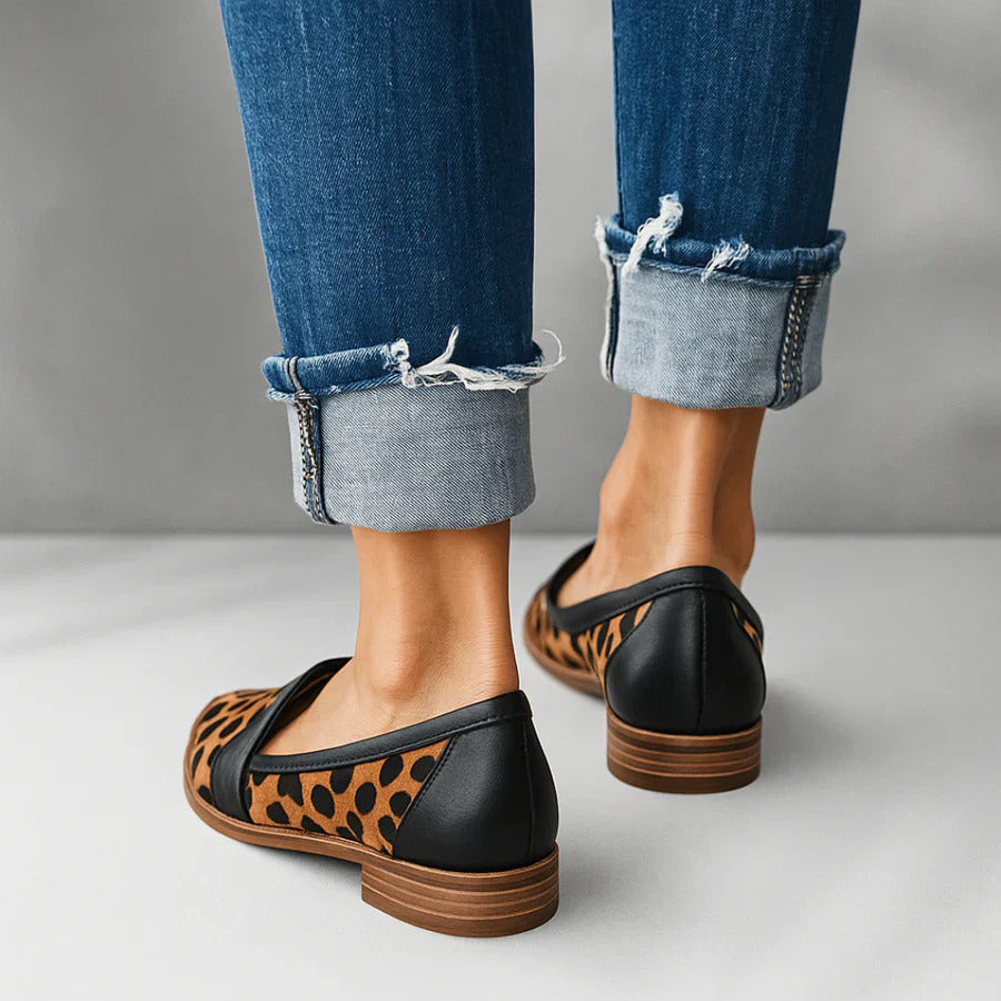 Estrida - Orthopedic Leather Moccasins